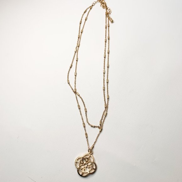 NEW Gold double chain floral pendant necklace adjustable length - Picture 2 of 3